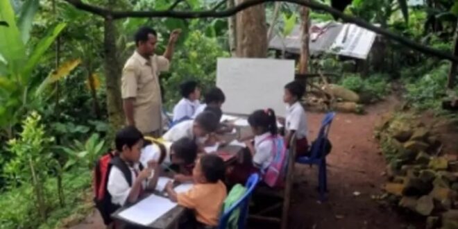 Sebutkan hal hal yang mempengaruhi rendahnya tingkat pendidikan di indonesia