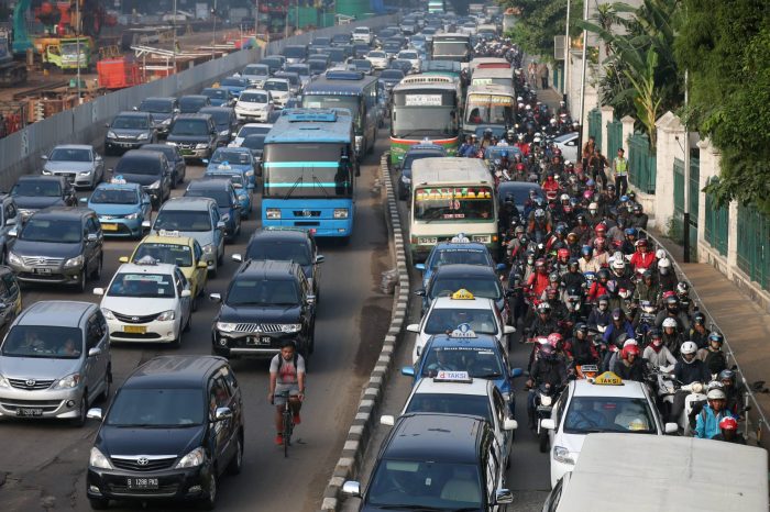 Alasan mengapa butir pertama dalam piagam jakarta diubah adalah