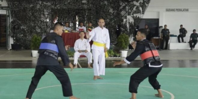 Arah mata angin dalam pencak silat ada