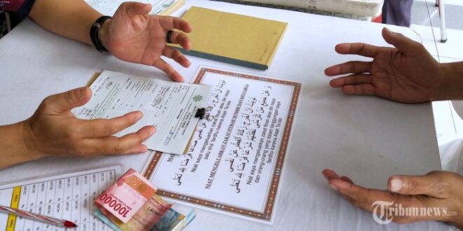 Barangsiapa menunaikan zakat fitrahnya sebelum idul fitri maka ia adalah