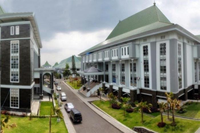 Universitas swasta di malang yang murah