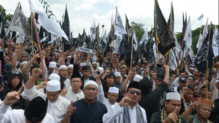 Mengapa indonesia memiliki banyak gunung berapi