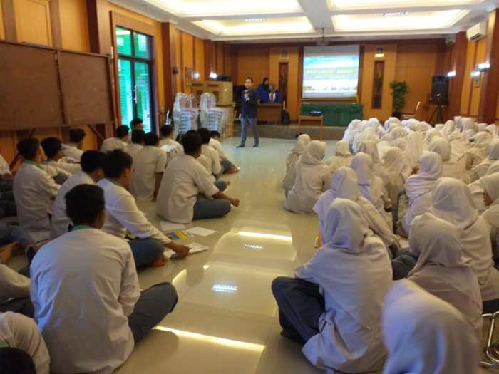 Expo uph kampus ayokuliah kegiatan nurma penulis komentar universitas