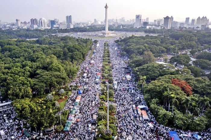 Mengapa agama islam mudah diterima oleh masyarakat indonesia