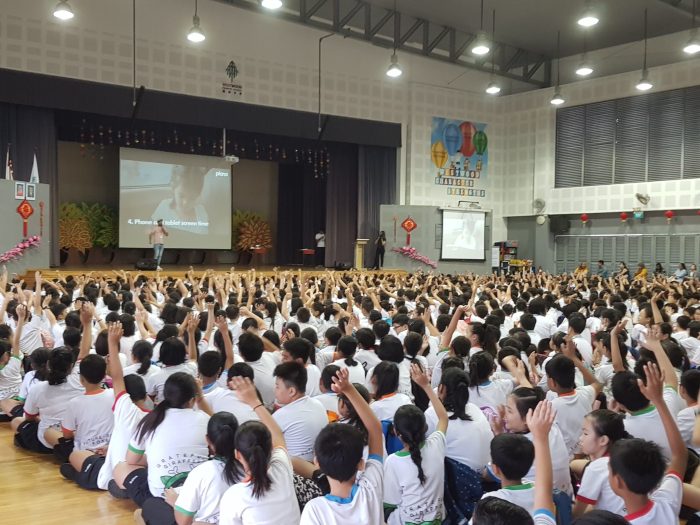 Sekolah kedinasan yang boleh mata minus