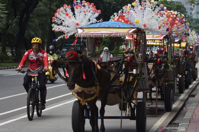 Mengapa masyarakat jakarta sebaiknya menggunakan alat transportasi umum