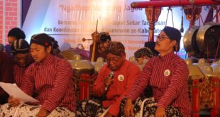 Guru lagu tembang macapat