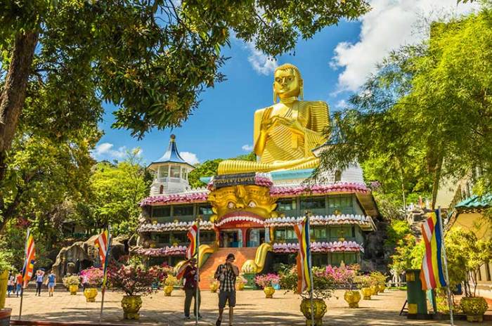 Pendeta agama buddha yang terkenal dari sriwijaya adalah