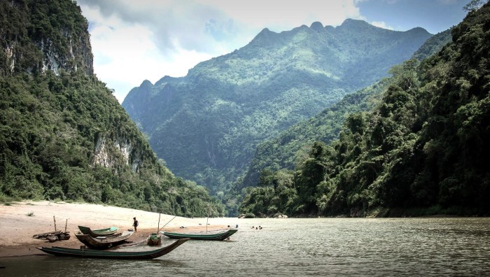 Apa peran sungai mekong bagi negara laos