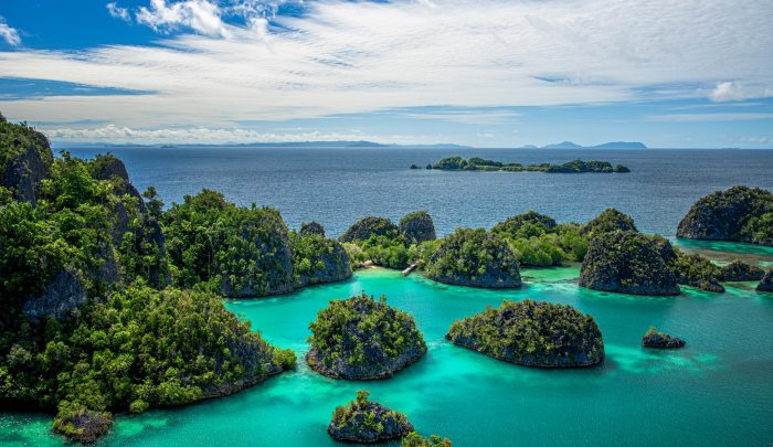 Indonesia disebut sebagai negara kepulauan karena