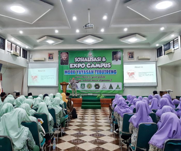 Tema expo kampus yang menarik