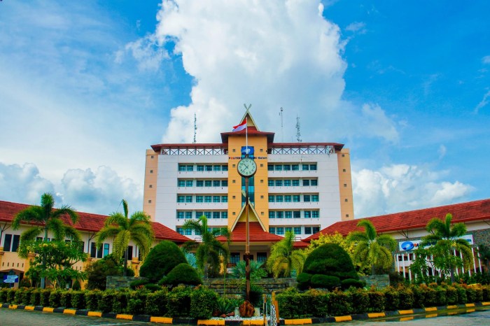 Universitas terbaik di batam