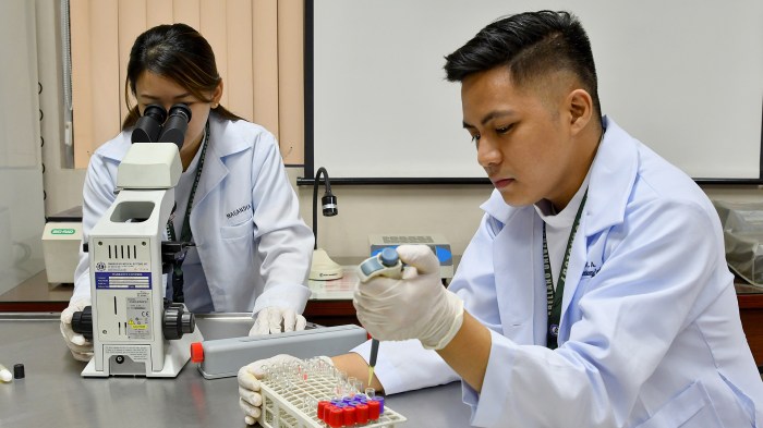 Universitas yang ada jurusan teknologi laboratorium medik