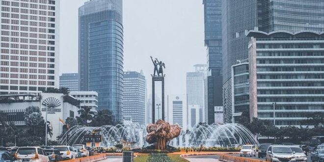 Alasan diubahnya butir pertama dalam piagam jakarta adalah