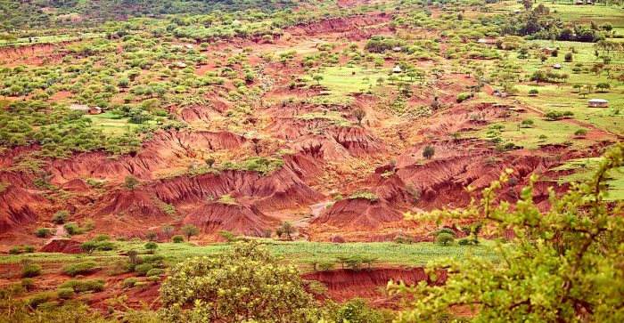 Mengapa tanah disekitar gunung itu subur